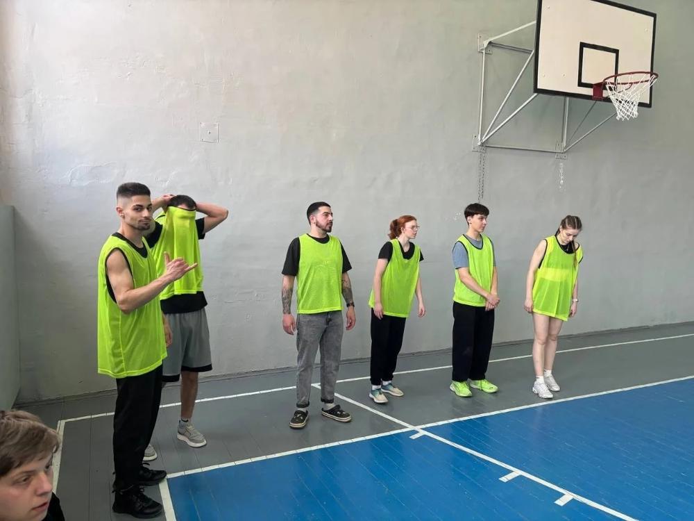 Товарищеская встреча по волейболу