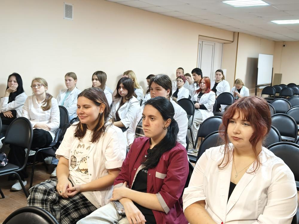 В рамках Месяца безопасности в нашем колледже прошла важная профилактическая встреча
